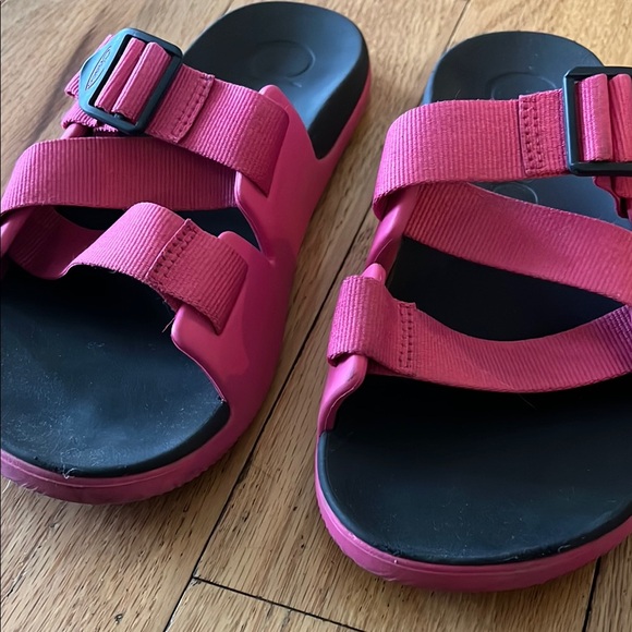 Chaco Pink Slides - Picture 5 of 6